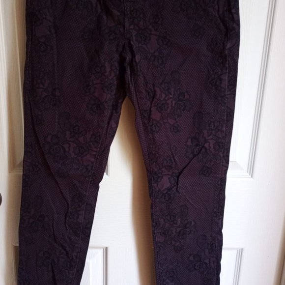 Jeans - Picture 2 of 2